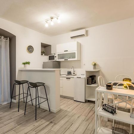 Apartments And Rooms Villa Lina Split Buitenkant foto