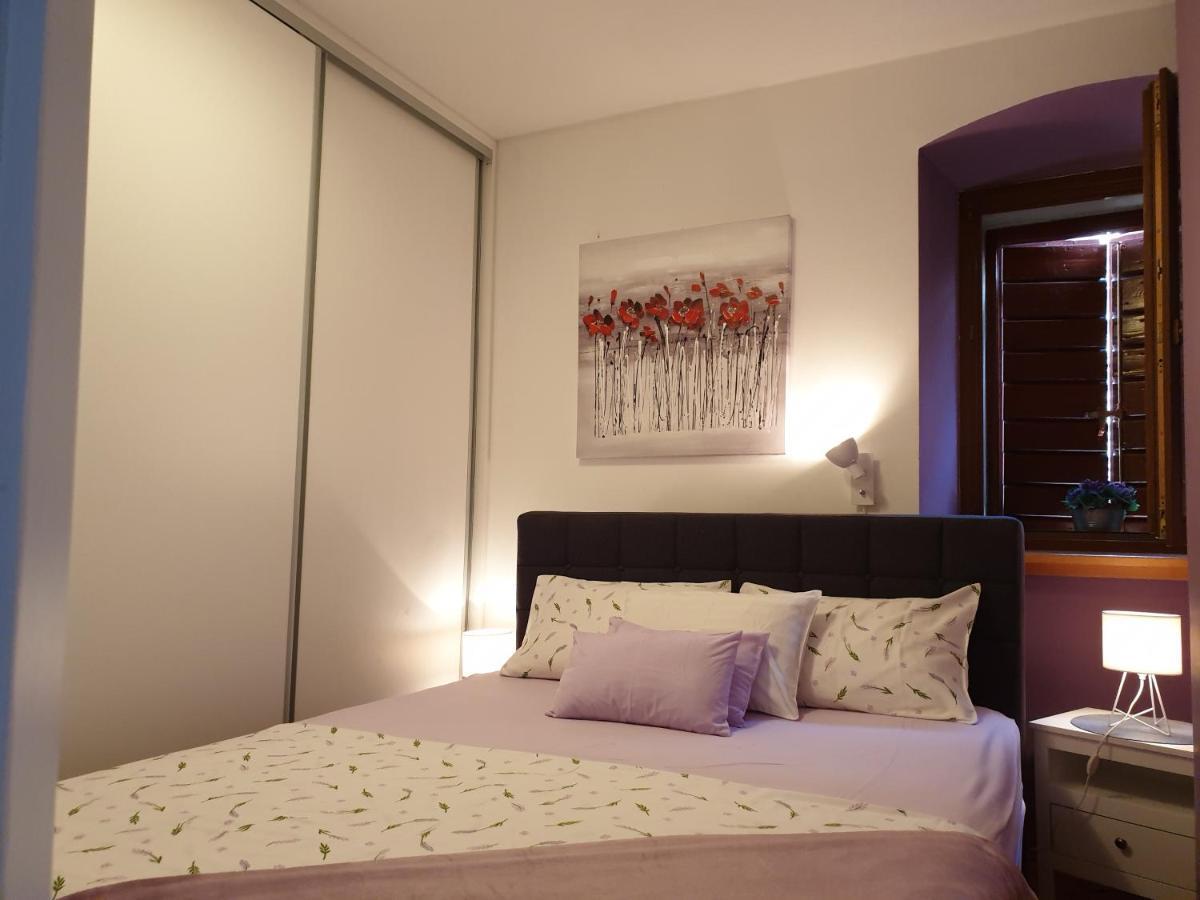 Apartments And Rooms Villa Lina Split Buitenkant foto