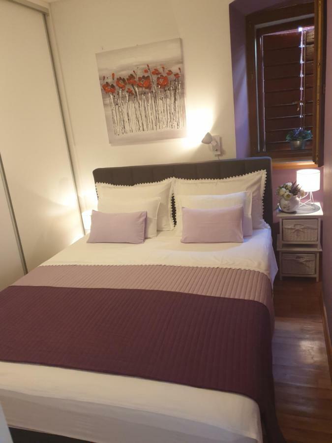 Apartments And Rooms Villa Lina Split Buitenkant foto